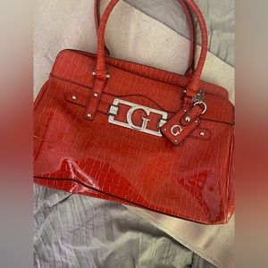 RED GUESS PURSE